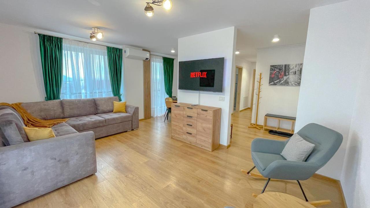 Dreamview Apartment With Private Parking Braşov Exterior foto